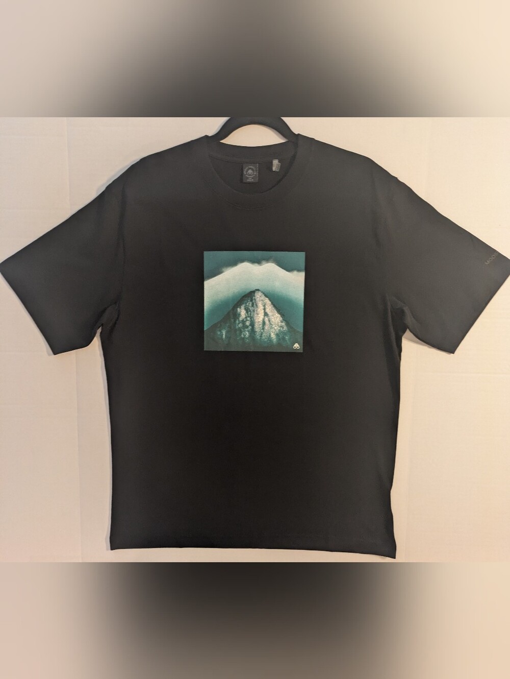 Moose Knuckles Black Short-Sleeve T-Shirt w/ Mountain Graphic- Sm (NWOT)